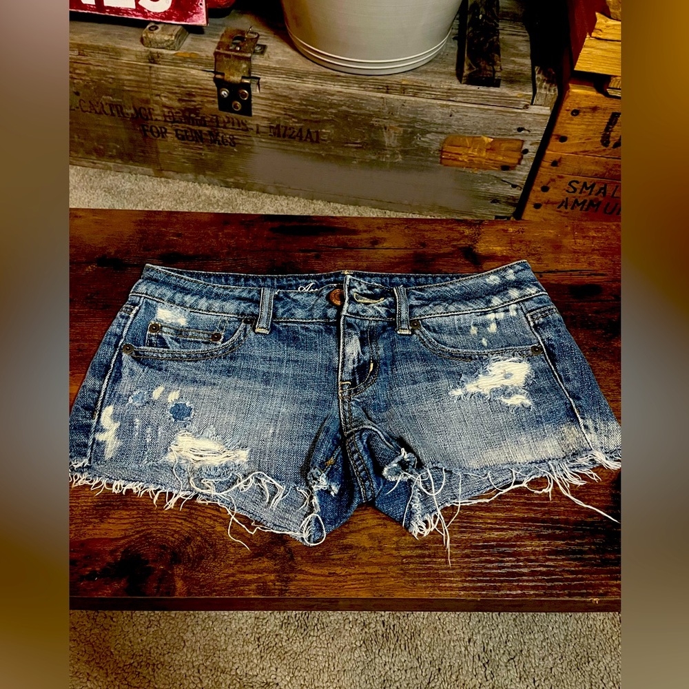 American Eagle cut off jean shorts